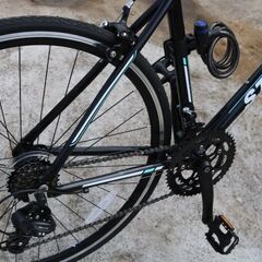 21日予約あり クロスバイク 新車展示車未使用 700×28C 14段