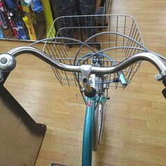 26インチ自転車 シティサイクル 6段変速 グリーン系 ライト/カゴ/ベル 