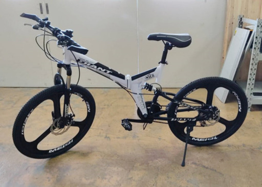 【新品】自転車(マウンテンバイク　カラー ホワイト\u0026ブラック)