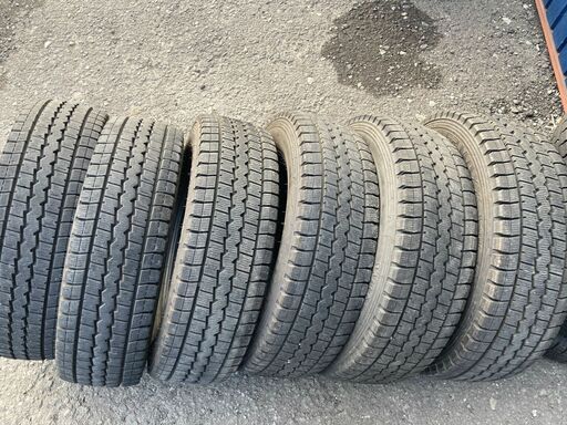 DUNLOP 205/70R16 111/109L LT 6本 トラックタイヤ冬 中古 エルフキャンターダイナなどに