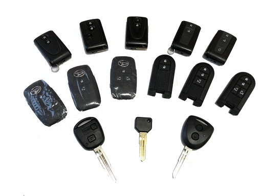車の合鍵出張 ダイハツタントムーブミライース合鍵スマートキー キーレス追加登録
