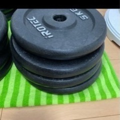 アジャストベンチ　と　ダンベル　42.5kg ✖︎ 2    1.25kg ✖︎ 4 