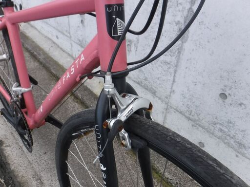 ユニテのクロスバイク ファスタ 自転車 367 工場 