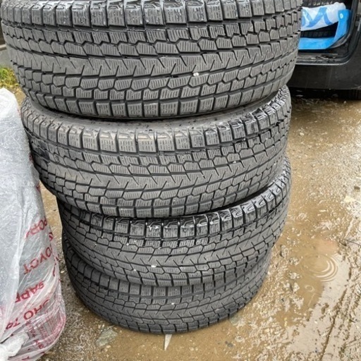 極上タイヤ YOKOHAMA G075 225/65R17 スタッドレス タイヤ 2018年製 