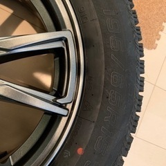 新品スタッドレスタイヤホイール付き