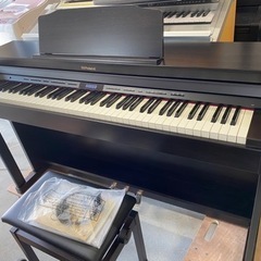 超お薦め品‼️美品‼木製鍵盤‼️️ ローランド 電子ピアノHP601 2018年