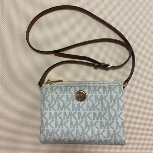 決まりました❤極美品❤ MICHAELKORS ウォレットショルダー お財布ポーチ