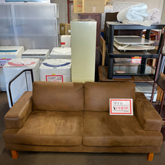 高級3人掛けソファ❗️革の肌触り、クッションの感触、座り心地