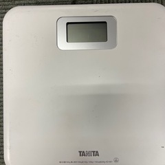 【🍀TANITAの体重計🍀】体重計 2018年製