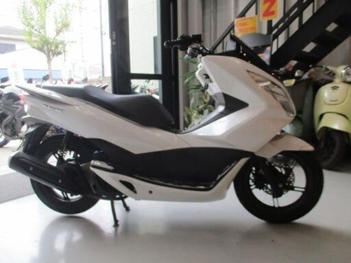 送料込】 ホンダ PCX125 2型 タイヤ前後 ベルト ローラー プラグ 