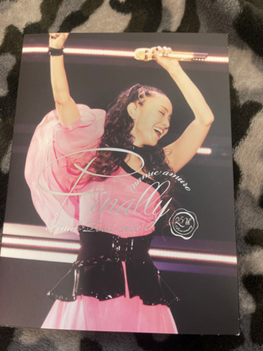 「安室奈美恵/namie amuro Final Tour 2018～Finally～ 東京ドーム最終公演+25周年沖縄ライブ+福岡ヤフオク!ドーム公演〈初回盤・5枚組〉」