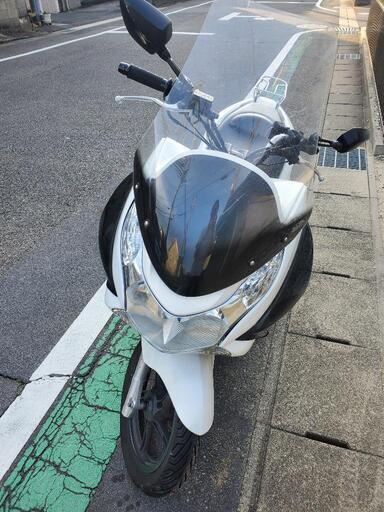【低走行美車】ホンダPCX 125 JF28 自賠責保険4年半あります。原付2種