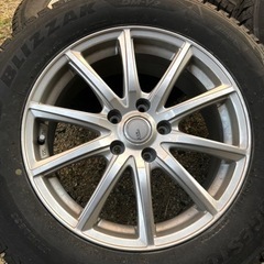 スタッドレスタイヤ SUV（最終値下げ）