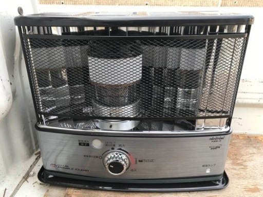 美品　トヨトミ　石油ストーブ　NRC-W3618E6  2018年製