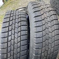 アルミホイール付き　グッドイヤー　ほぼ新品　アイスナビ6 175/65R15 スタッドレス  タイヤ　2017年製