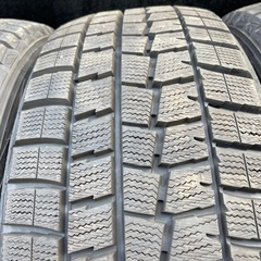 極上タイヤ　DUNLOP WM01 225/50R18 スタッドレス  タイヤ　2017年製