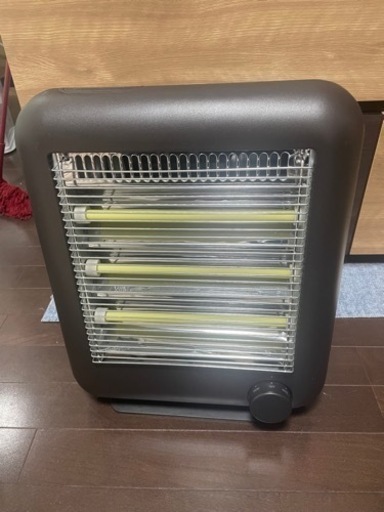 電気ストーブ　16年製　加湿機能