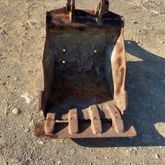 ヤ）ユンボ用バケット重量約130kg型式不明中古品