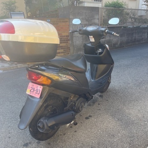 アドレスV125g規制前 下の写真は、アドレスV125の写真ですが、これは規制前ですか