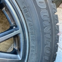 　　値下げしました！！ウィンターマックス　スタッドレスホイル付きです。185/65R15