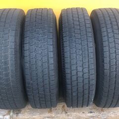 ハイy販売済み エース キャラバン バリ山 195／80r 15 107/105LT 
