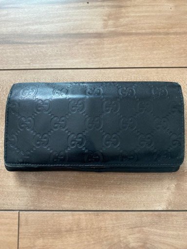 GUCCI 長財布　シマレザー