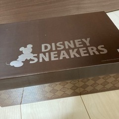 「お話し中」ディズニースニーカー新品♪