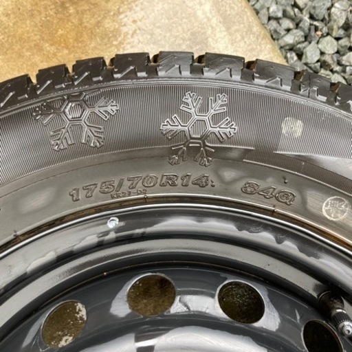トヨタ130系ヴィッツ純正鉄ホイール5J-14 純正ホイールキャップ付き 