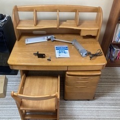 引取限定 カリモク製学習机 棚・キャビネット・椅子・ライトセット