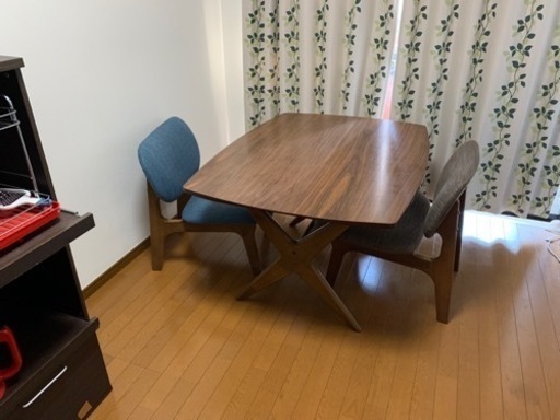 ニトリ ダイニングテーブル 椅子×2