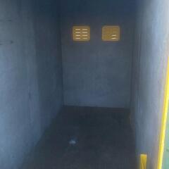 匝瑳市八日市場】バイク用コンテナ 格納式のスロープ付き 南京錠使用可