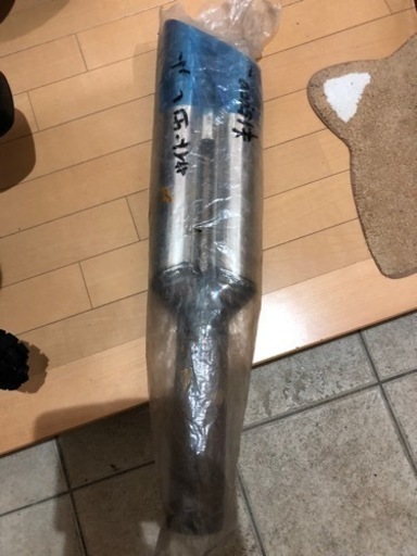 シボレー　キャデラック　ダッジ他　アメ車にどうぞ　デュアル斜め出し　マフラーチップ　ピットインアクツ購入
