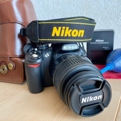 【ネット決済】【商談中】Nikon 一眼レフ D3100 フルセット！