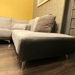 美品】部屋のランクがグッと上がるソファ
