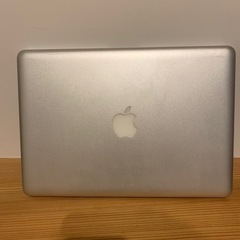Macbook early 2011