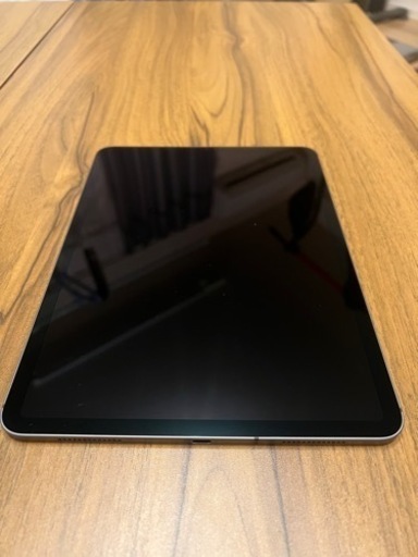 超美品　iPad Pro 11インチ  Cellular 1T simフリー