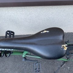 26インチ クロスバイク SURFY サーフィ カーキ