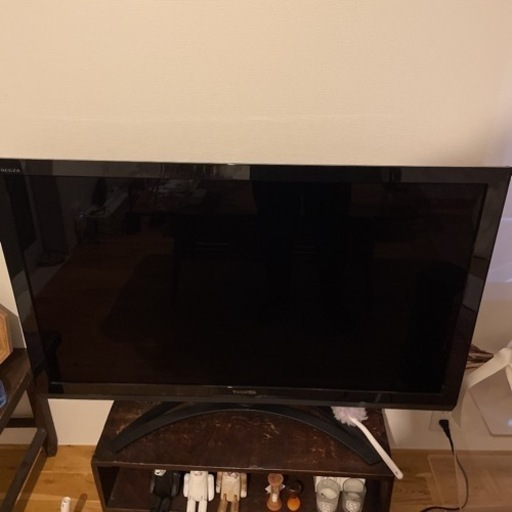 TOSHIBA LED REGZA Z2 42Z2（おまけ:DVDプレイヤー付)