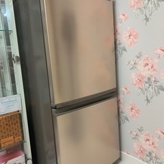 【ネット決済】冷蔵庫　SHARP SJ-D14E-W