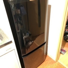 三菱冷蔵庫　黒
