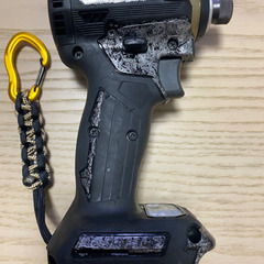 中古　 マキタ　TD161D 14V カスタム 充電式 インパクトドライバ