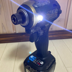 中古　 マキタ　TD161D 14V カスタム 充電式 インパクトドライバ