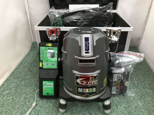 テクノ　墨出し器　M9XBB　中古品　グリーンレーザー　受光器付