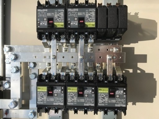 値下げ！】太陽光発電用交流集電箱（屋外用）/分電盤・制御盤 複数購入可