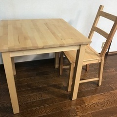 値下げしました【IKEA】ダイニングテーブル　テーブル　椅子