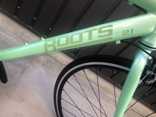 売切□新車☆最後の1台 アルミフレーム シマノ21段 クロスバイク