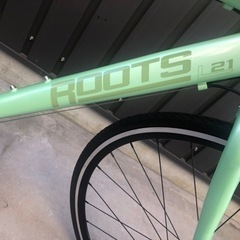 売切□新車☆最後の1台 アルミフレーム シマノ21段 クロスバイク