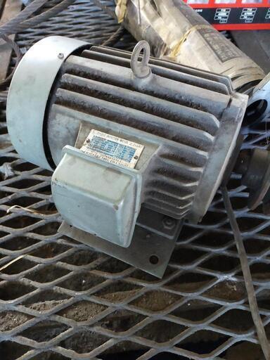 FUJI　三相200Vモーター　2.2ｋｗ