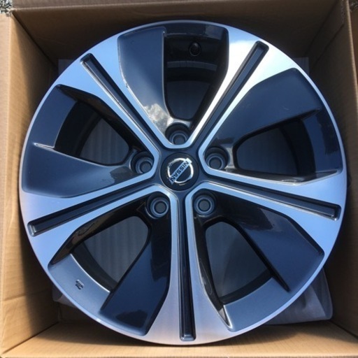 新車外し品 日産 キックス リーフ 純正アルミホイール
