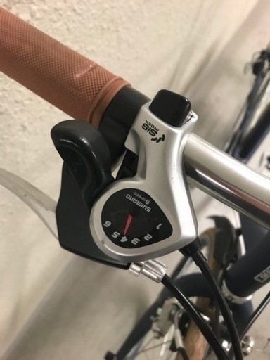 軽量　パンクしないタイヤの自転車です